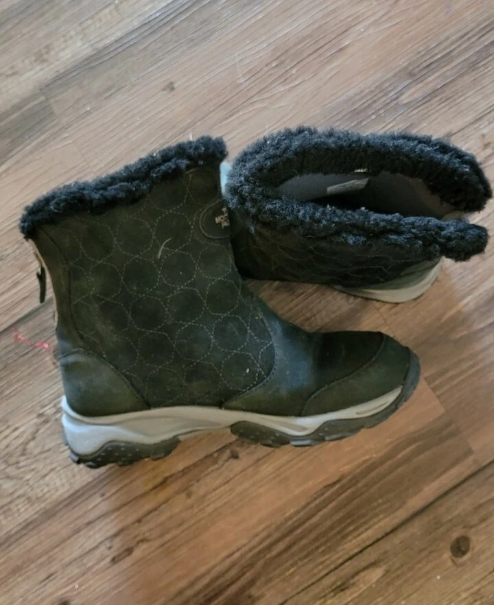 The North Face Womens Snow Boots 7.5 Primaloft Black Winter Zip