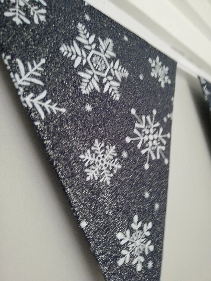 Tela de copo de nieve brillante azul marino Foto 2 de 4