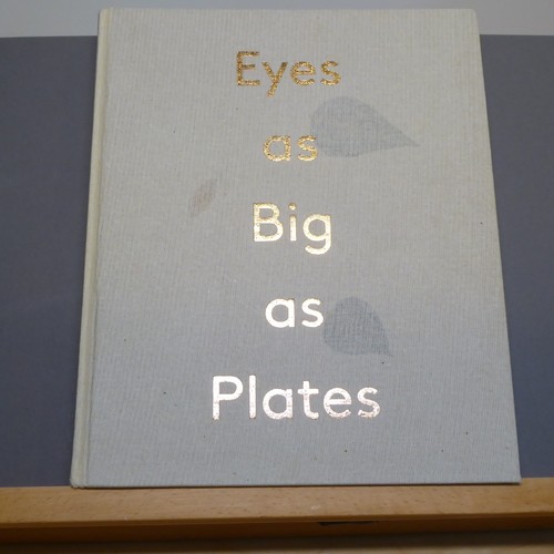 EYES AS BIG AS PLATES by Karoline Hjorth & Ritta Ikonen 2017 * Signed || Ltd Ed - 第 7/11 張圖片
