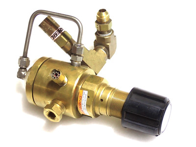 PRAXAIR 6223502-82-580 LASERSTAR LOADED REGULATOR NEW