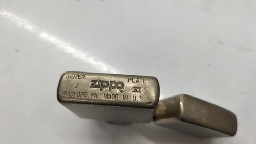 Vintage Zippo 1995 Plain Silver Plate Oil Lighter - Picture 4 of 24