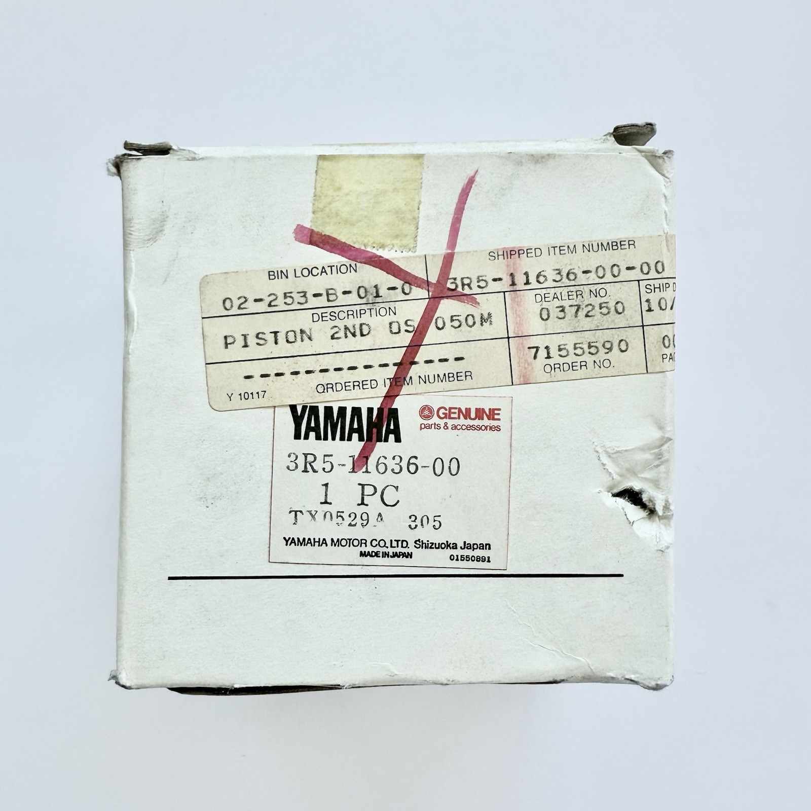 Vintage Yamaha Piston 3R5-11636-00 0.50mm 2nd O/S TY250 TY250A TY250B OEM