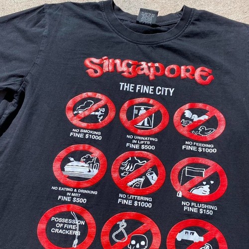 Singapore the fine city puff print black graphic tee - Bild 2 von 4