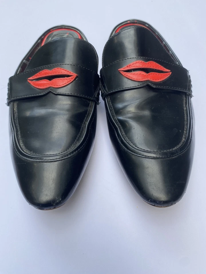 Mocasines ZARA negros con labios rojos damas talla 7,5 EE. UU. 38 UE Foto 2 de 4