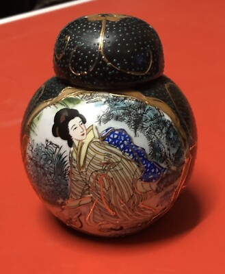 Asiatische Deckelvase Deckeldose Royal Satsuma 24K Gold