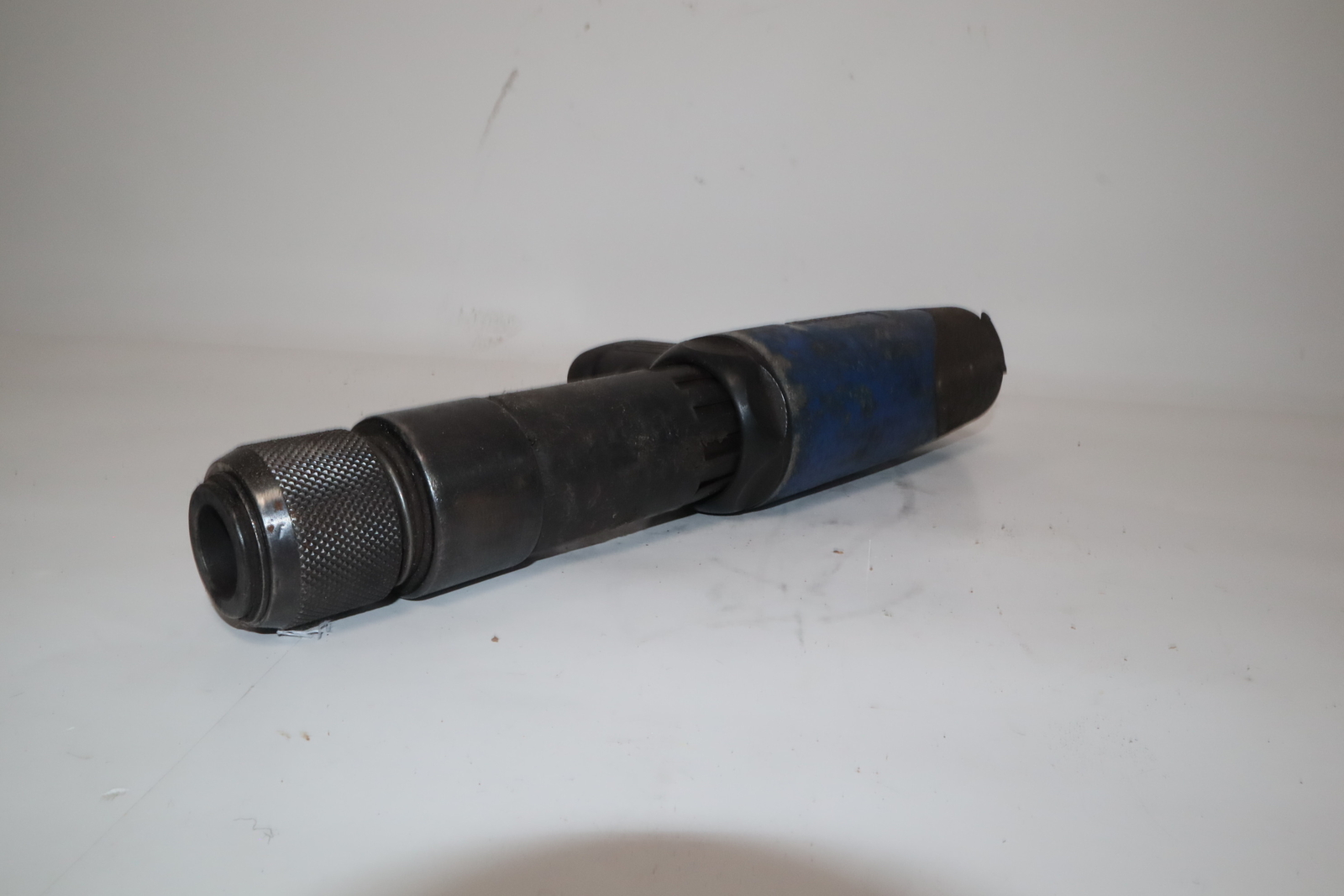 Cornwell Tools CAT3250AHMV  Blue Power Pneumatic Air Hammer Chisel 0600 