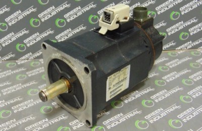 USED Kawasaki MRM21201H AC Servo Motor 3000 RPM
