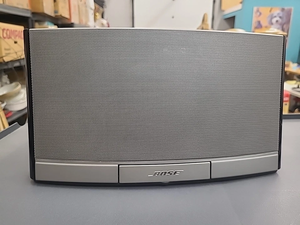 Bose SoundDock Series II Digital Music iPod/iPhone Dock Speaker System - Black - Image 4 of 4