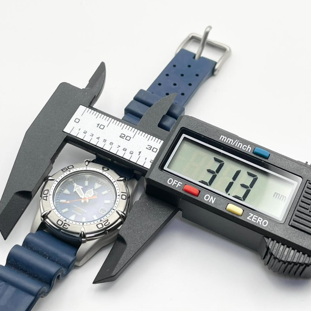 CITIZEN Citizen OXY AIR DIVER'S 200 Solar - Gem