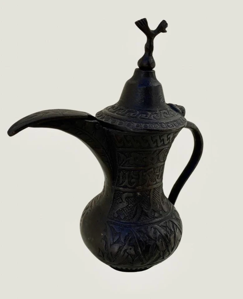 Reliquia de cafetera morisca Dallhah árabe de Oriente Medio de colección del siglo XIX Foto 4 de 4