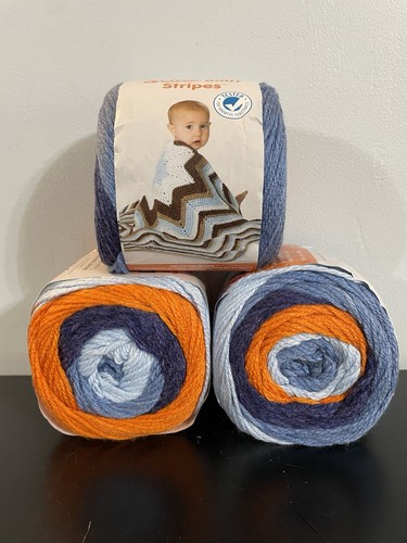 3 Stück Bernat Softee Baby Streifen Garn. Blaue Jeans gestreift. 120g Ea. gebraucht - Bild 1 von 12