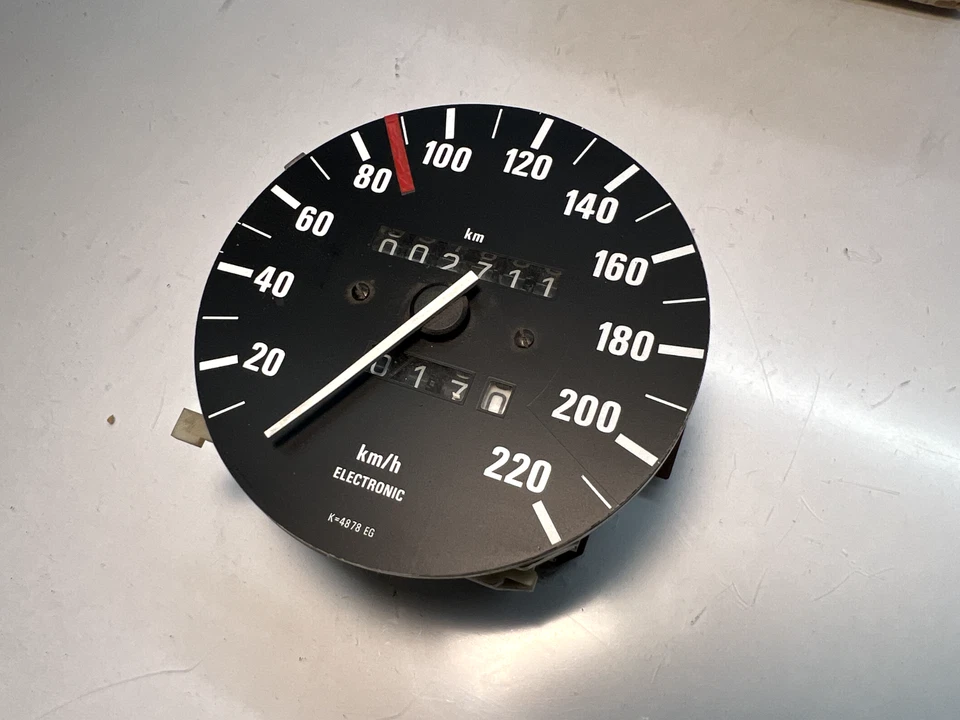 NOS? Velocímetro BMW E24/628CSI-M635CSI E23/735i 745i 62121376599 C3- Foto 3 de 4