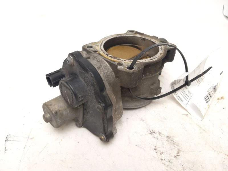 Ford Expedition 2005-2010 carrocería del acelerador Foto 3 de 4