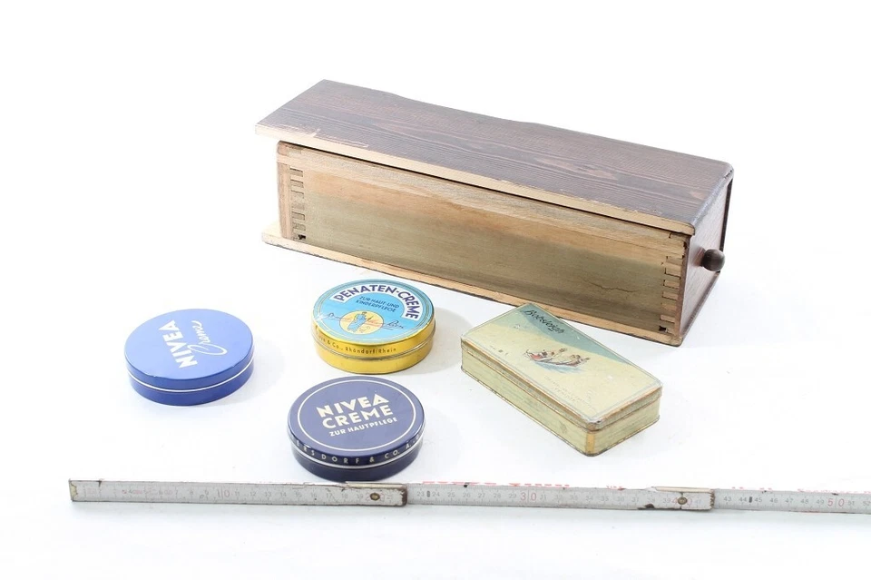 Konvolut alte Blechdosen Nivea Nähzubehör Nadeln Knöpfe Vintage Schieber Holz - Bild 2 von 4