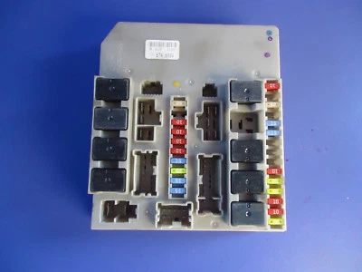 Renault Clio MK3 Modus 2005-2012 Compartiment Moteur Fusible Boite UPC 674658a - Bild 1 von 3