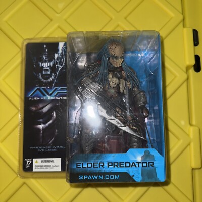 Aliens vs Predator AVP Elder Predator Action Figure McFarlane 2004