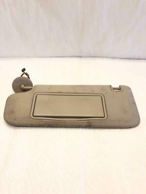 2007 - 2009 SATURN AURA Sun Visor W/ Mirror & Illumination Left Driver Side LH G
