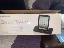 Memorex iPad, iPod, iPhone Docking Speaker System    New in Box