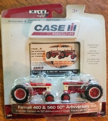 Ertl Farmall 460 & 560 Tractor 1:64 50th Anniversary Collector Card 14621