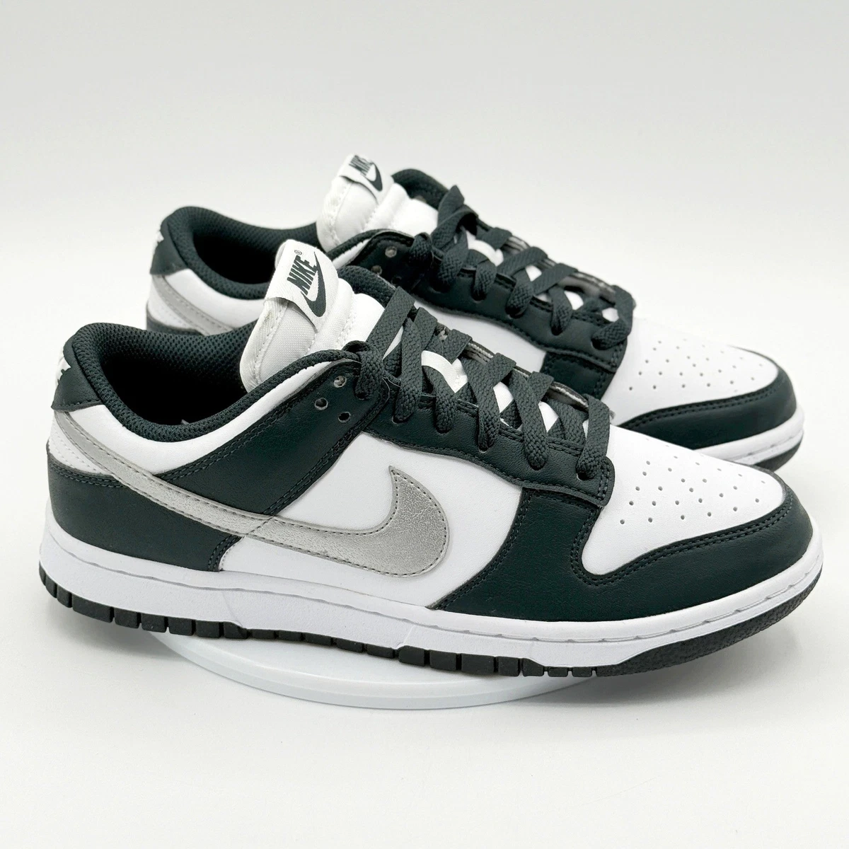 Preços baixos em Nike Dunk Low Metallic Silver W | eBay