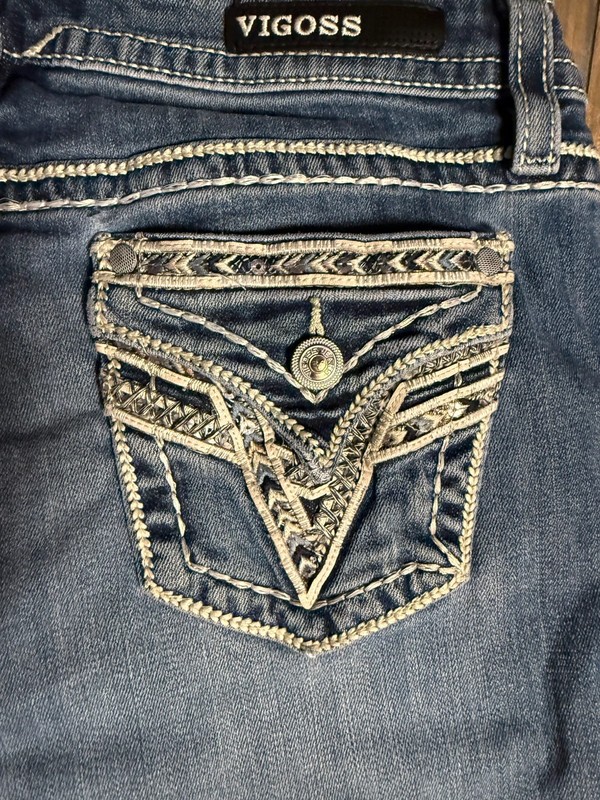 Vigoss Dallas low rise boot cut embroidered & embellished flap pockets bootcut image 2
