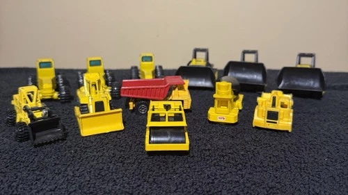 12 pc lot Vintage Tonka/Matchbox/Hot Wheels 1:64 Die Cast Construction Vehicles