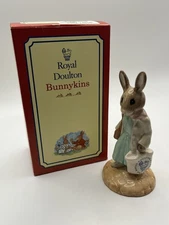 Bunnykins Royal Doulton Bunnykins DB233 Shopper Bunnykins Excellent Condition