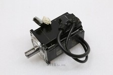 YASKAWA Genuine Used AC Servo Motor Scratched SGM7J-04AFC6S 400W MOT-I-3927 1T5