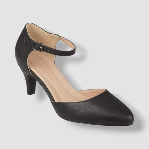 Journee Collection Women's Black Bettie Heel Pointed Toe Pumps Shoe Size 6