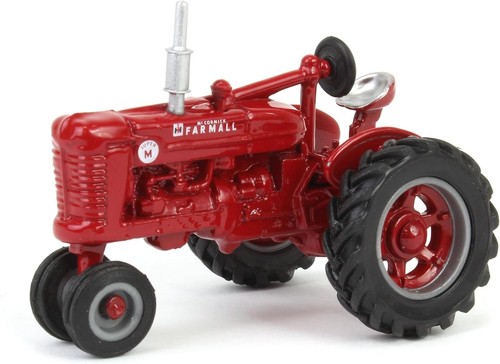 TOMY ERTL 1/64 Farmall Super M Narrow Front Tractor 44445