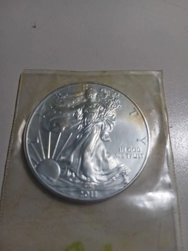 1 TROY OUNCE  2011 AMERICAN EAGLE .999 FINE SILVER WALKING LIBERTY COIN BU US