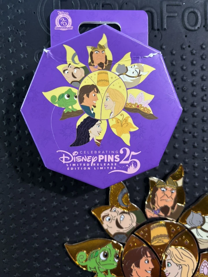Полный набор головоломок Рапунцель 2025 Disney Parks Tangled 15th Anniversary Mystery Pin - Изображение 2 из 2