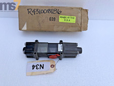 REXROTH BOSCH R431008186 15W18 PILOTAIR VALVE 1/2 D -NEW