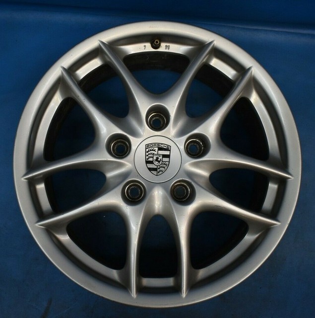 Porsche Boxster S 986 RWD 032004 Used OEM Wheel 17x7" Rim 17