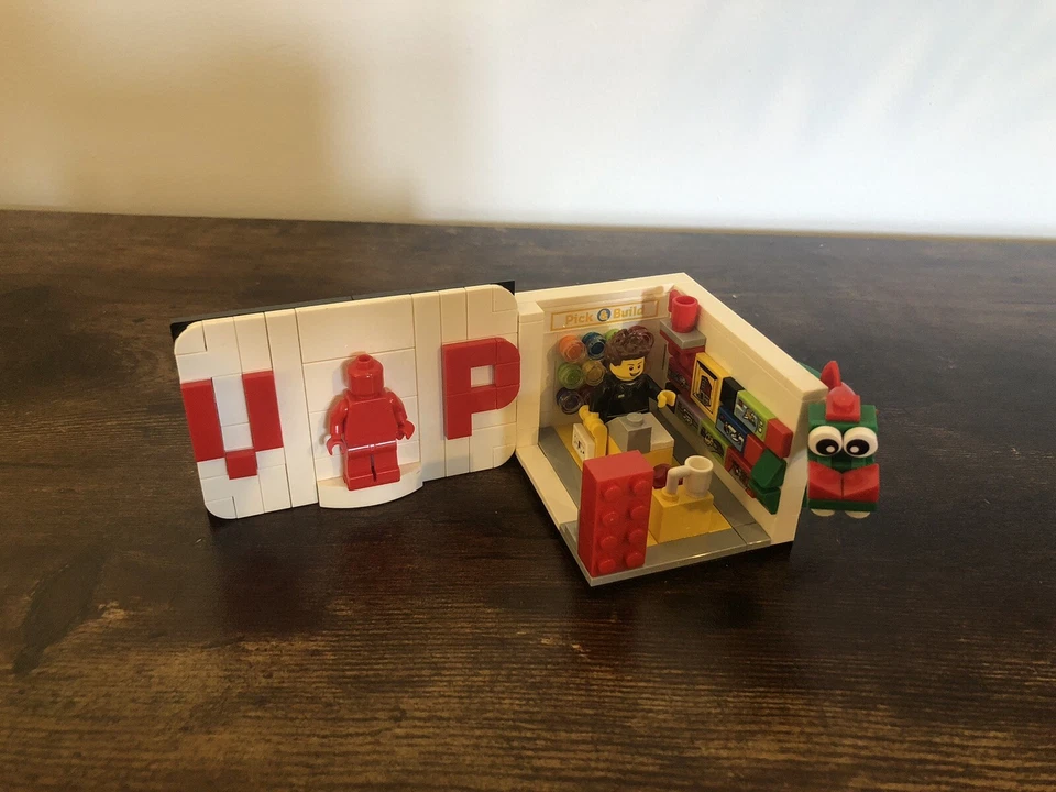 LEGO 40178 Iconic VIP Set, photo 3 of 5