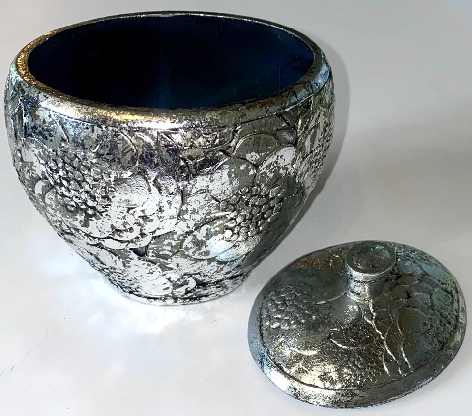 RAYMOND WAITES TALLADO PLATA GRIS RESINA INTRINCADO PATRÓN FLORAL BARATIJA CAJA TARRO Foto 4 de 4