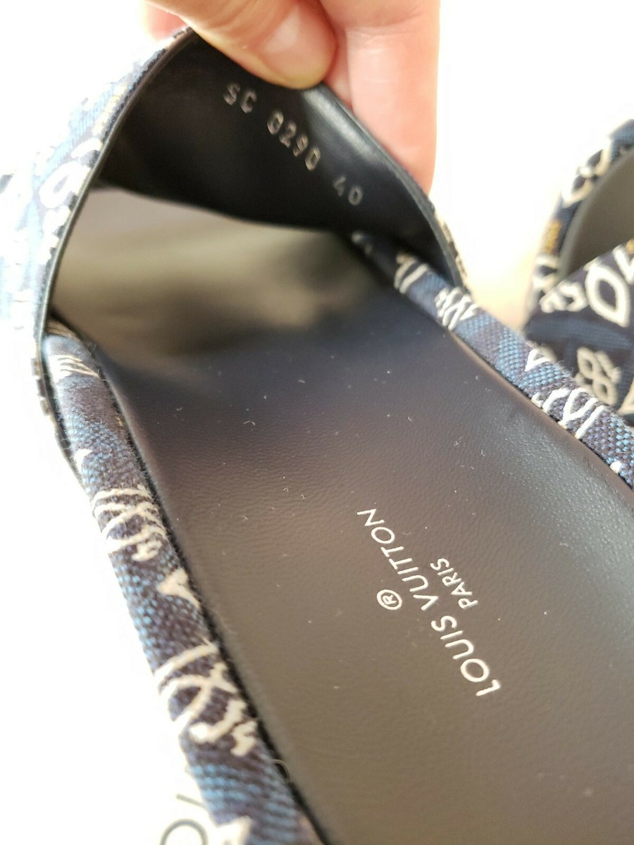 LOUIS VUITTON 1854 サンダル LOUIS VUITTON 1854 Blue MONOGRAM REVIVAL EMBROIDERED SANDAL