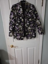Banana Republic Women's Metalic Floral Jacquard Blazer. 6