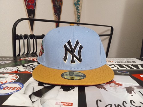 New Era 59 Fifty New York Yankees Sombrero Club Sombrero Ajustado Parche Lateral Rojo UV 7 3/8 - Imagen 1 de 8