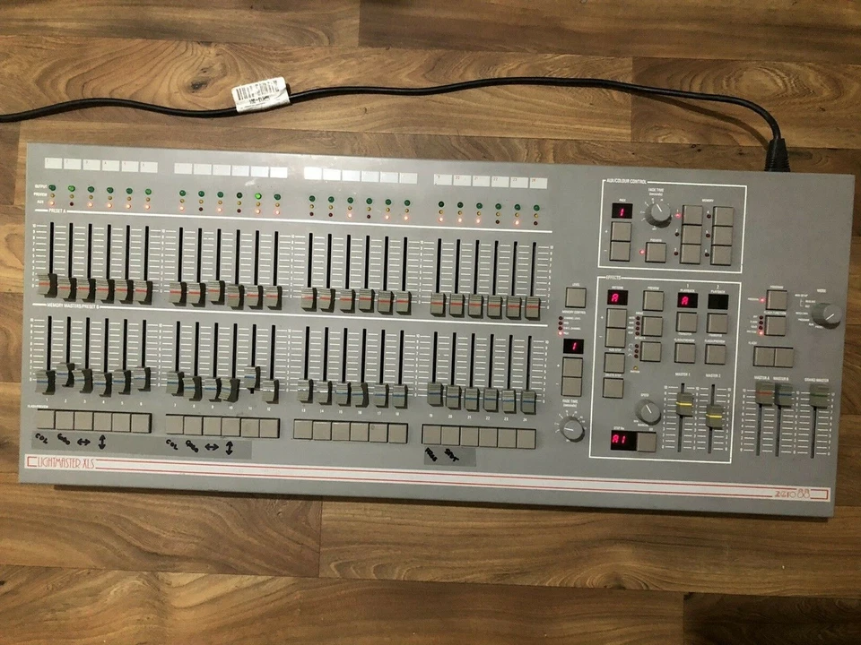 Zero 88 Lightmaster XLS  - Image 4 of 4