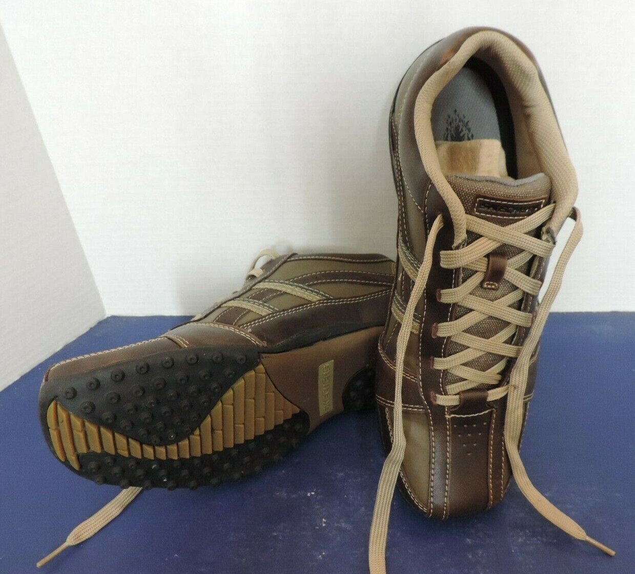 skechers urban track