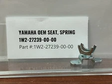 NEW NOS FACTORY YAMAHA SEAT SPRING IT175/IT200/IT250/IT465 SEAT SPRING