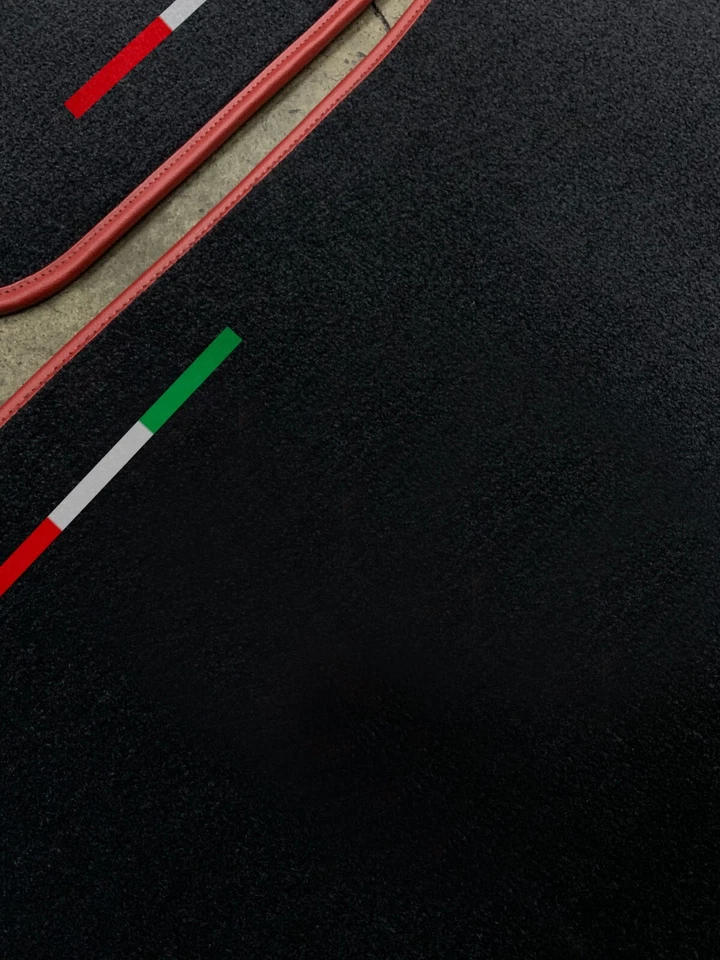 Alfombrillas Motor Works Lamborghini Aventador MÚLTIPLES Bordes Colores con Bordado Foto 3 de 4