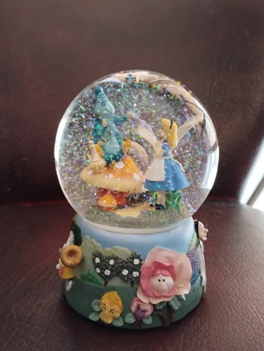 Very Rare Disney Alice In Wonderland Snowglobe Musical "I'm Late" 🍄🐰Absolum 💙 - Picture 15 of 17
