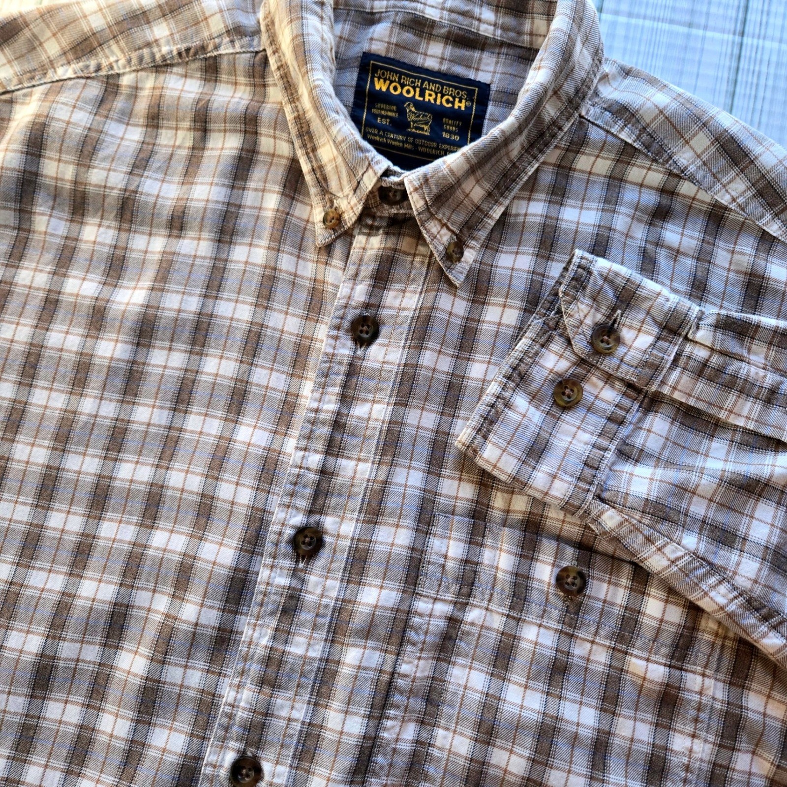 VTG Woolrich Mens Large Plaid Button Down Shirt Brown Tan Long Sleeve Cotton L