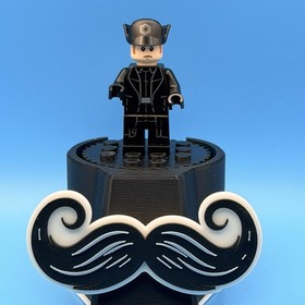 LEGO: General Hux (SW0662) - From Star Wars Set 75104 (2015) - RETIRED! LOOK!