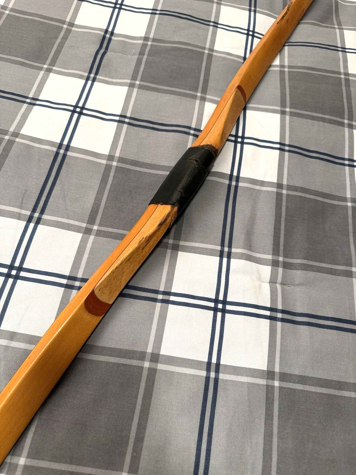 Vintage Ben Pearson Longbow Traditional Archery Hunting Bow 66"