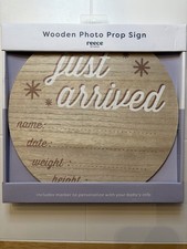 Just Arrived Baby Wooden Photo Prop Sign Nursery Baby Shower Milestones Round