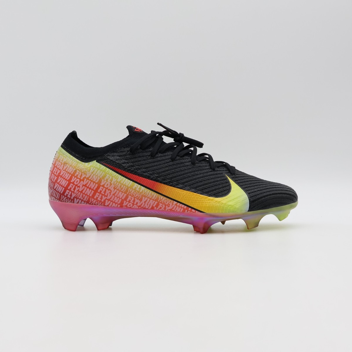IB2356-001 Vini Jr. Nike Mercurial Vapor 16 Elite Black