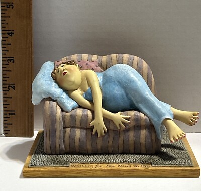 HILARIOUS BOTTMAN DESIGN, Erika Oller ''Waiting For Her Nails To Dry'' (B-S)